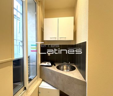 Location Appartement 1 pièce 9m² NIMES 30000 - Photo 2