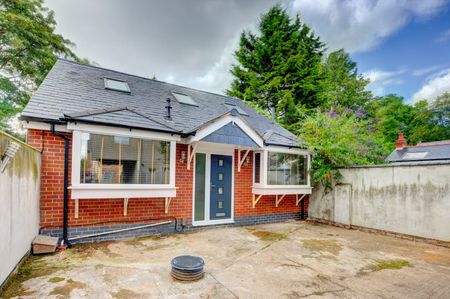 Room in a Shared House, Coombe Street, CV3 - Photo 5