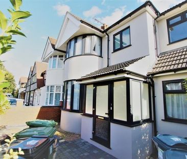 2 bedroom maisonette to rent - Photo 6