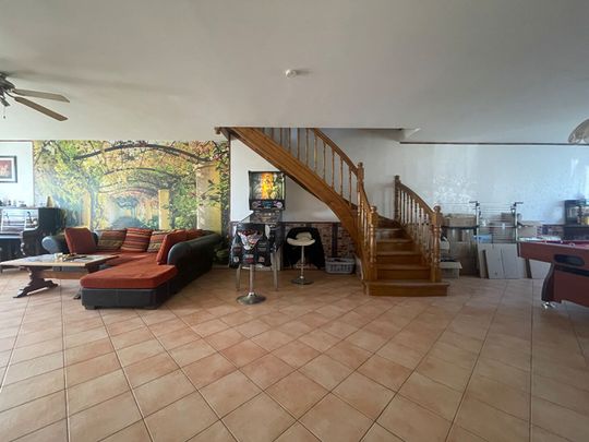 Location Maison 4 pièces 157m² - Photo 1