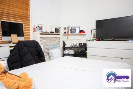 3 Bedroom Flat To Rent - Photo 3