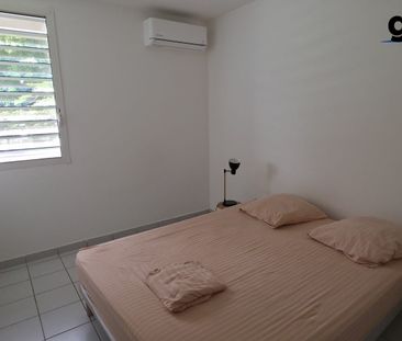 Location Appartement 2 pièces 55m² REMIRE MONTJOLY 97354 - Photo 5