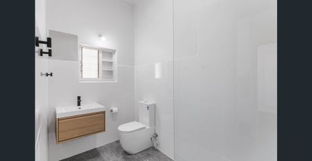 Freshly Renovated One-Bedroom Home - Photo 4