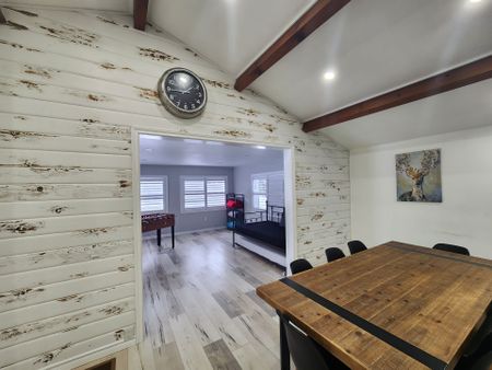 For Lease - 460 Wellington Street, Gravenhurst, Ontario - Photo 3