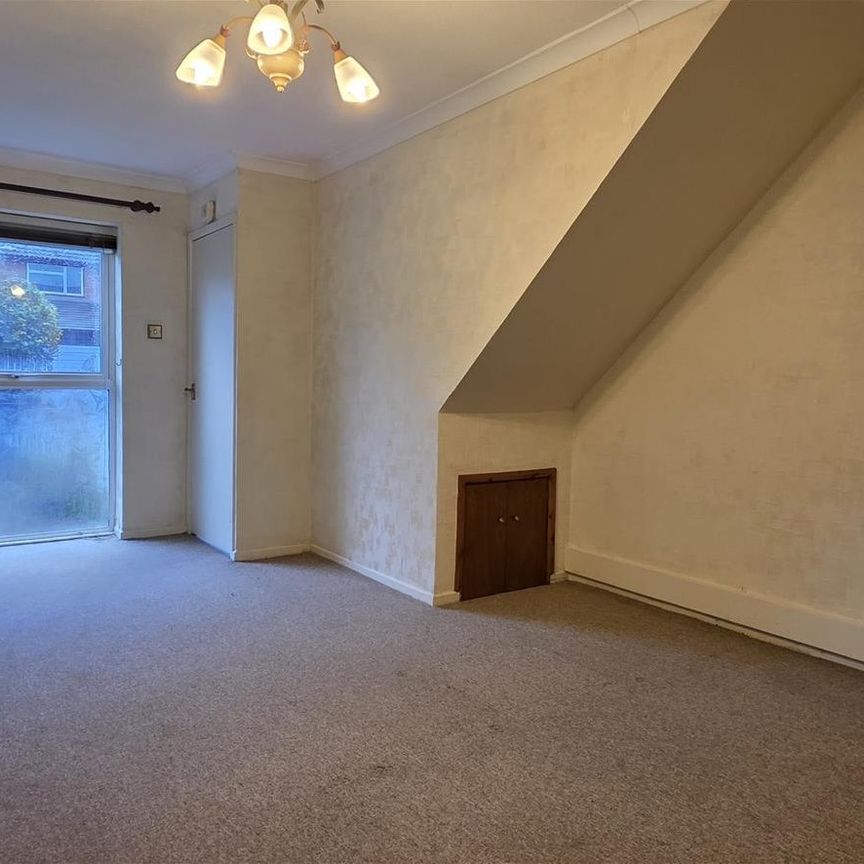 Haston Close, Hereford - Photo 1