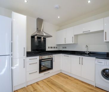 1 bedroom flat to rent - Photo 2