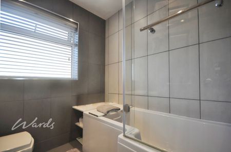 2 bedroom semi-detached bungalow to rent - Photo 5