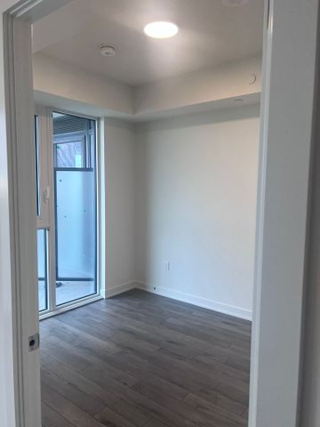 For Lease - 15 Skyridge Drive Unit# 527, Brampton, Ontario - Photo 3