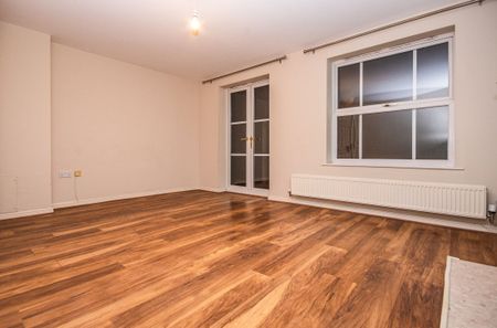 3 bedroom end of terrace house - Photo 2