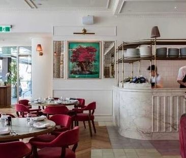 Elizabeth Bay - Photo 3