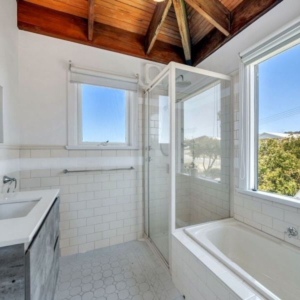 56 Rumbelow St, Encounter Bay SA 5211 - House For Rent | Domain - Photo 1