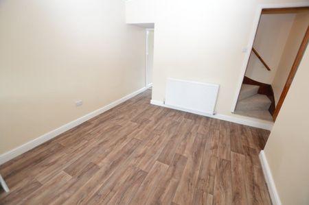 Chesterfield Road, Barlborough, S43 - Photo 2