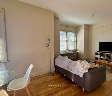 Comfortable, Convenient and a place to call home - Photo 3