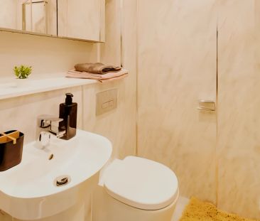 Silver Ensuite - Photo 5