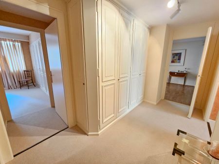 Spacious 6-room apartment in the heart of Eaux-Vives - Foto 5