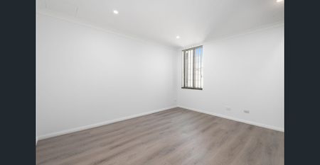 Newly renovated 3-bed unit in central Marrickville - Photo 3
