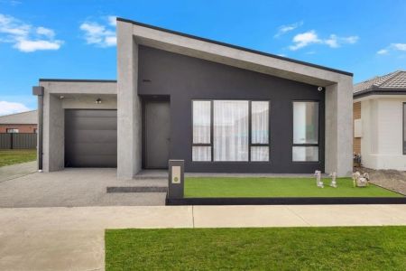 AS NEW COSY FAMILY HOME IN DONNYBROOK - Photo 4