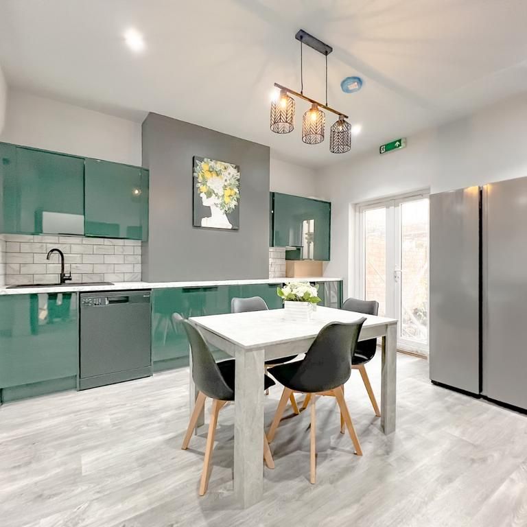 6 bedroom house share to rent - Photo 1