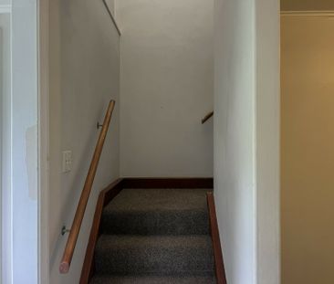 Four bedroom home available now! - Photo 1