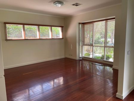 49 Mercil Road, Alphington - Photo 2