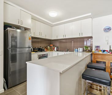 Modern One Bedroom Apartment - Photo 5