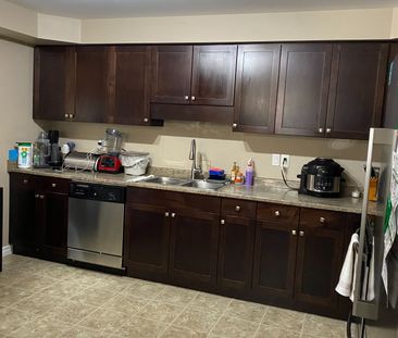 For Lease - 811 Silverfox Crescent, London North, Ontario - Photo 3