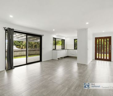 Modern 3 Bedroom Home in Banora Point - Photo 1