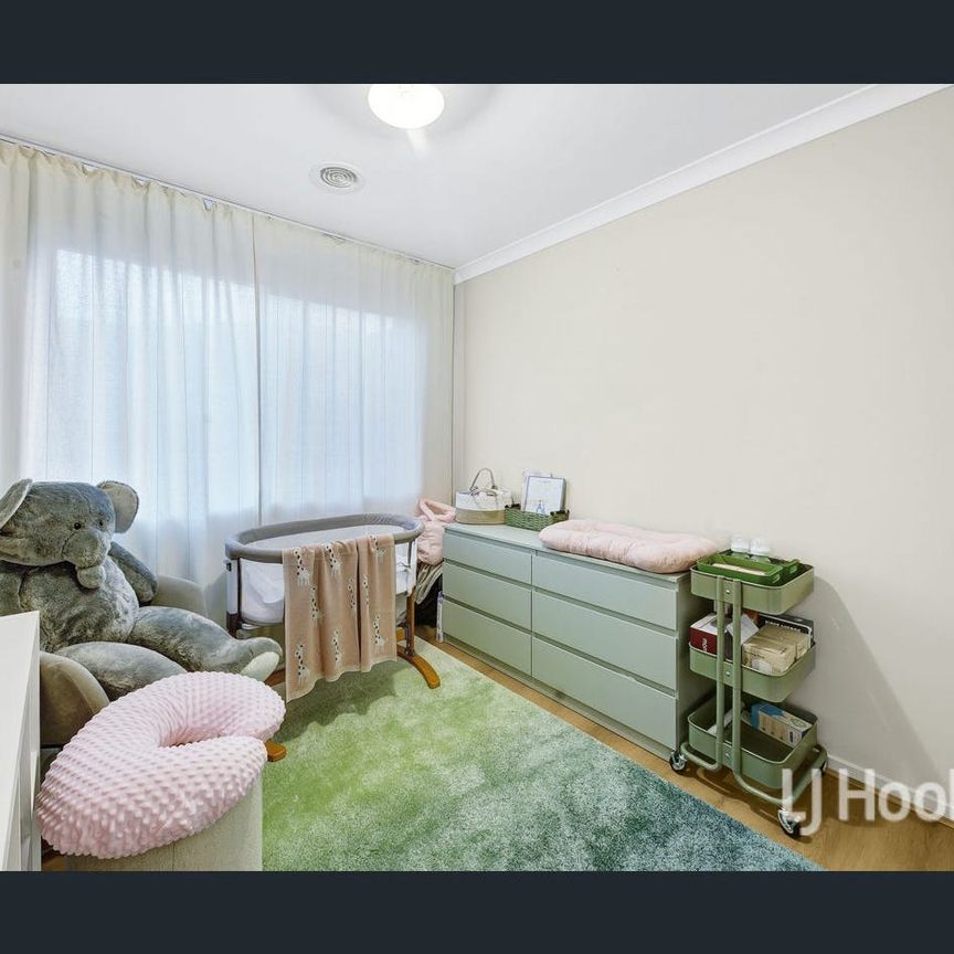 Peaceful Family Living in the Heart of Brookfield - Photo 1