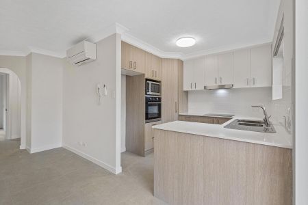 2/23 Amelia Street, 4151, Coorparoo Qld - Photo 2