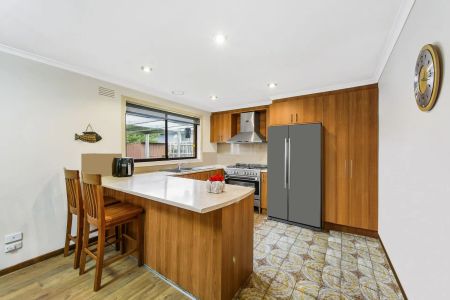 THIS PROPERTY FEATURES: - Photo 3
