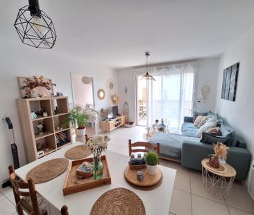 Location Appartement 2 pièces 41m² LES SABLES D’OLONNE 85340 - Photo 2