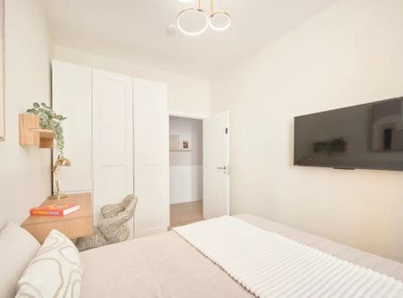 Largo Vitorino Damásio, Lisbon, Lisbon 1200-872 - Photo 2