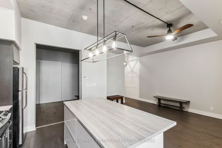 Lofts 399 , #405 - Photo 4