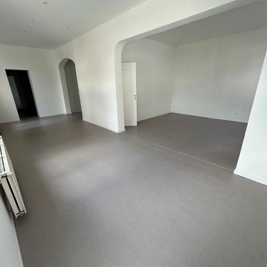 Location Maison 6 pièces 126m² BREBIERES 62117 - Photo 1