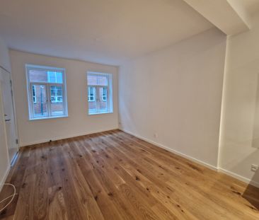 Flot renoveret 2 vær. lejlighed på rolig gade - Photo 6