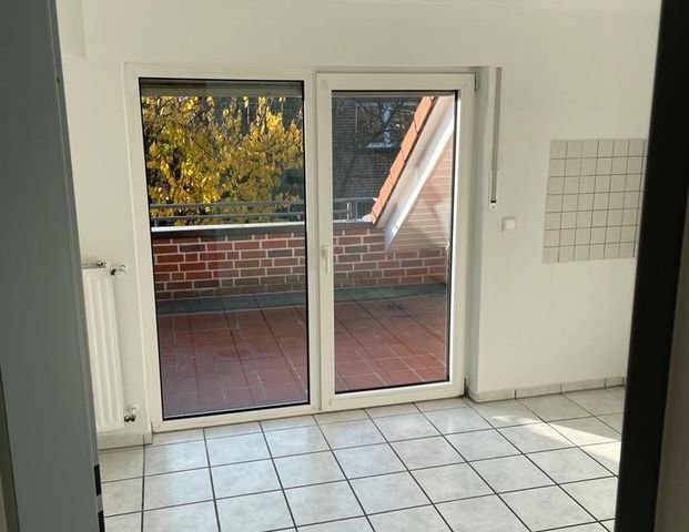 Renovierte Dachgeschosswohnung in Telgte 3ZKB - Photo 1