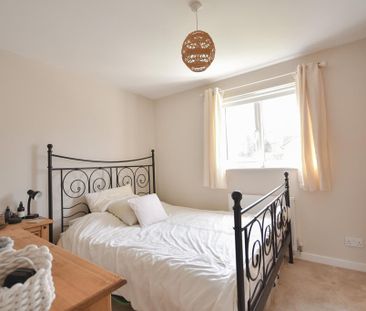 2 bedroom semi-detached house to rent - Photo 3