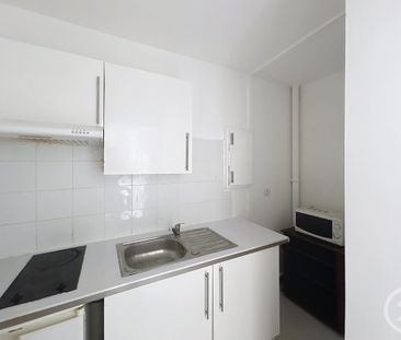 Location Appartement 1 pièce 26m² ST JULIEN LES VILLAS 10800 - Photo 2