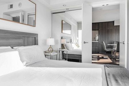 For Lease - 155 Yorkville Avenue Unit# 2817, Toronto, Ontario - Photo 4