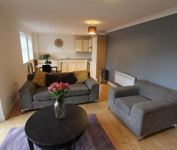 Turlow Court, Leeds City Centre, LS9 8PA - Photo 2