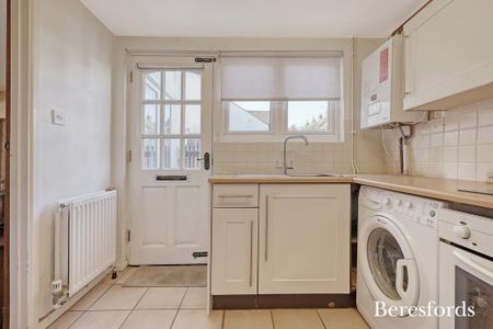 2 bedroom end of terrace house to rent - Photo 5