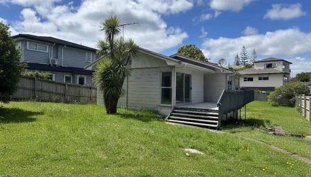 3 bed rooms House with the brand new carpet - Photo 4