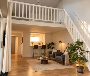 Maison rénovée ouverte sur un vaste jardin - Photo 1