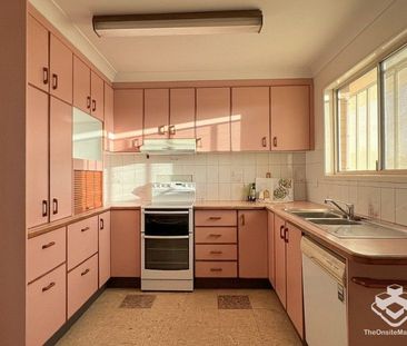 Splendid and spacious home - Photo 2