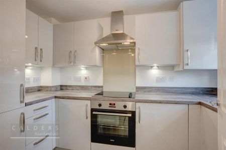 2 bedroom terraced house to rent - Photo 4