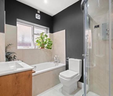 2 Bed Flat, Glenrosa St, SW6 - Photo 6