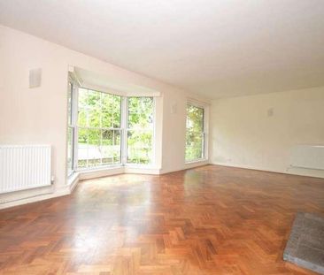 Parkway, Welwyn Garden City, AL8 - Photo 2