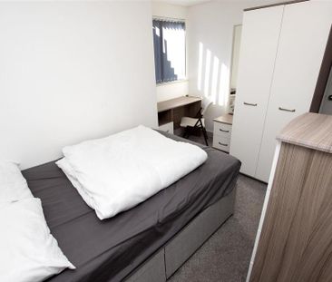 7 bedroom house to rent - Photo 4