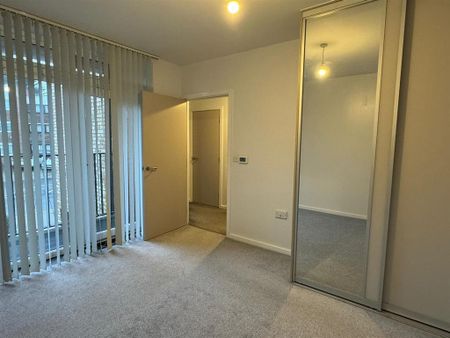 3 bedroom terraced house to rent - Photo 4