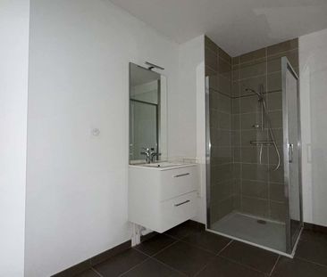 appartement T2 de 53 m2 , comprenant une terrasse de 16m2 et un sta... - Photo 2